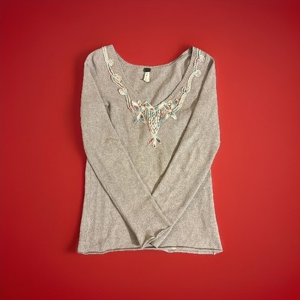 Free People beige pullover sweater with crochet/knit embroidery We The Free +